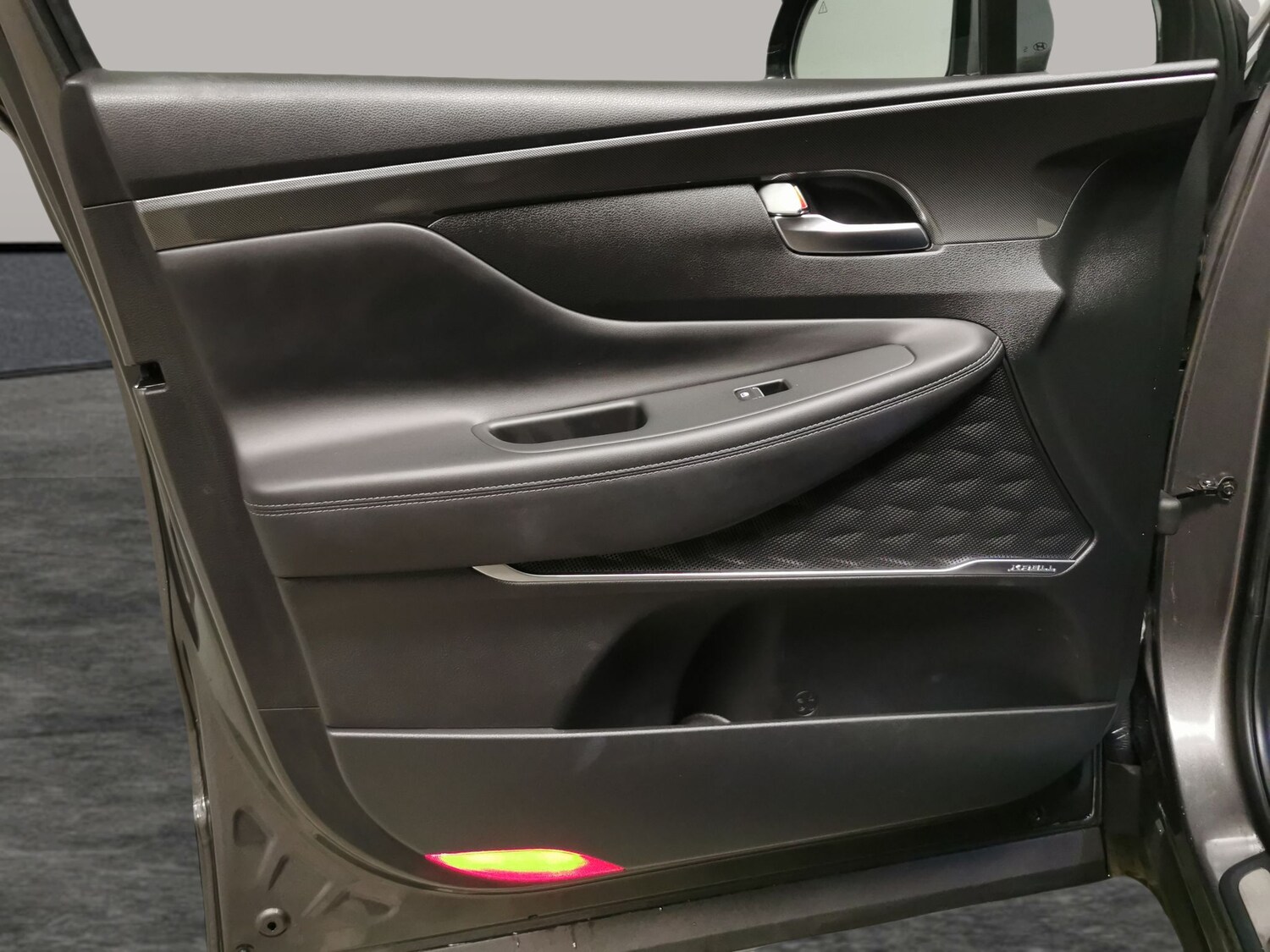 Used Hyundai Santa Fe 2023 for sale - 77815074: Photo 29