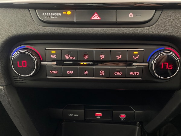 Used Kia Ceed 2022 for sale - 76266265: Photo 28