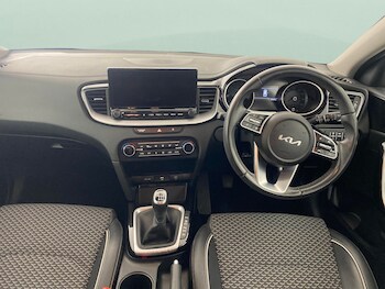 Used Kia Ceed 2022 for sale - 76266265: Photo 4
