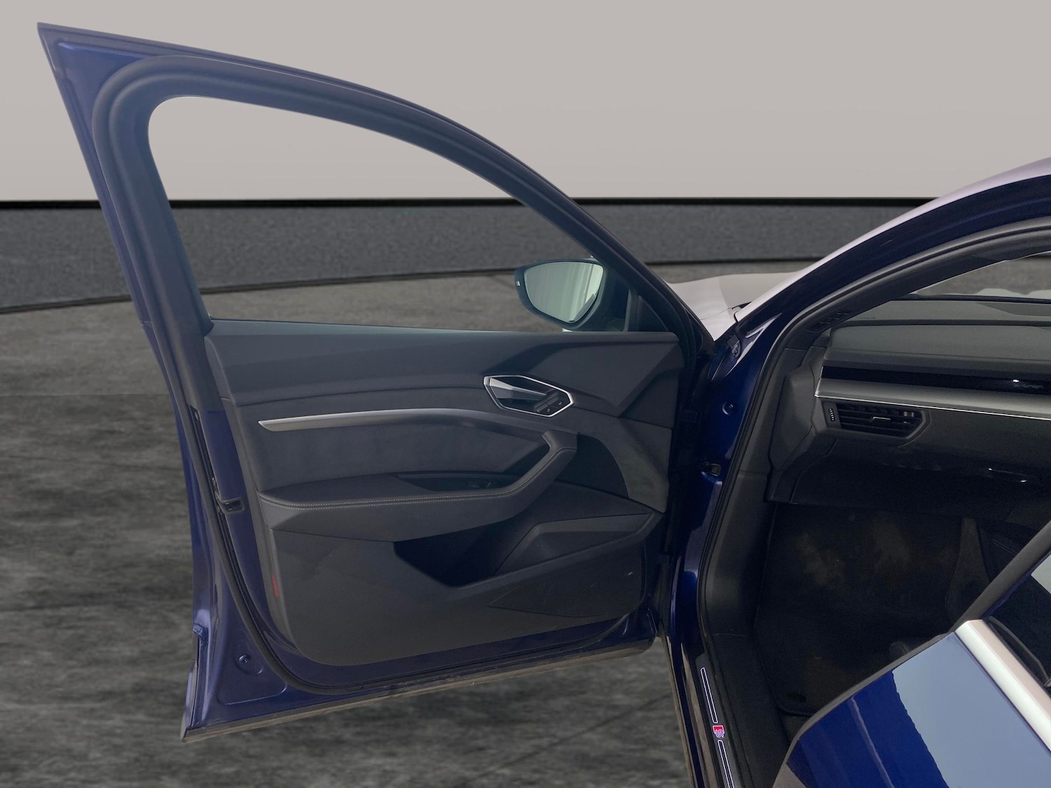 Used Audi e-tron 2022 for sale - 77701734: Photo 24