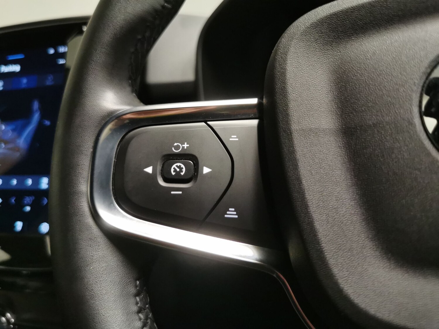 Used Volvo XC40 2021 for sale - 78009881: Photo 19