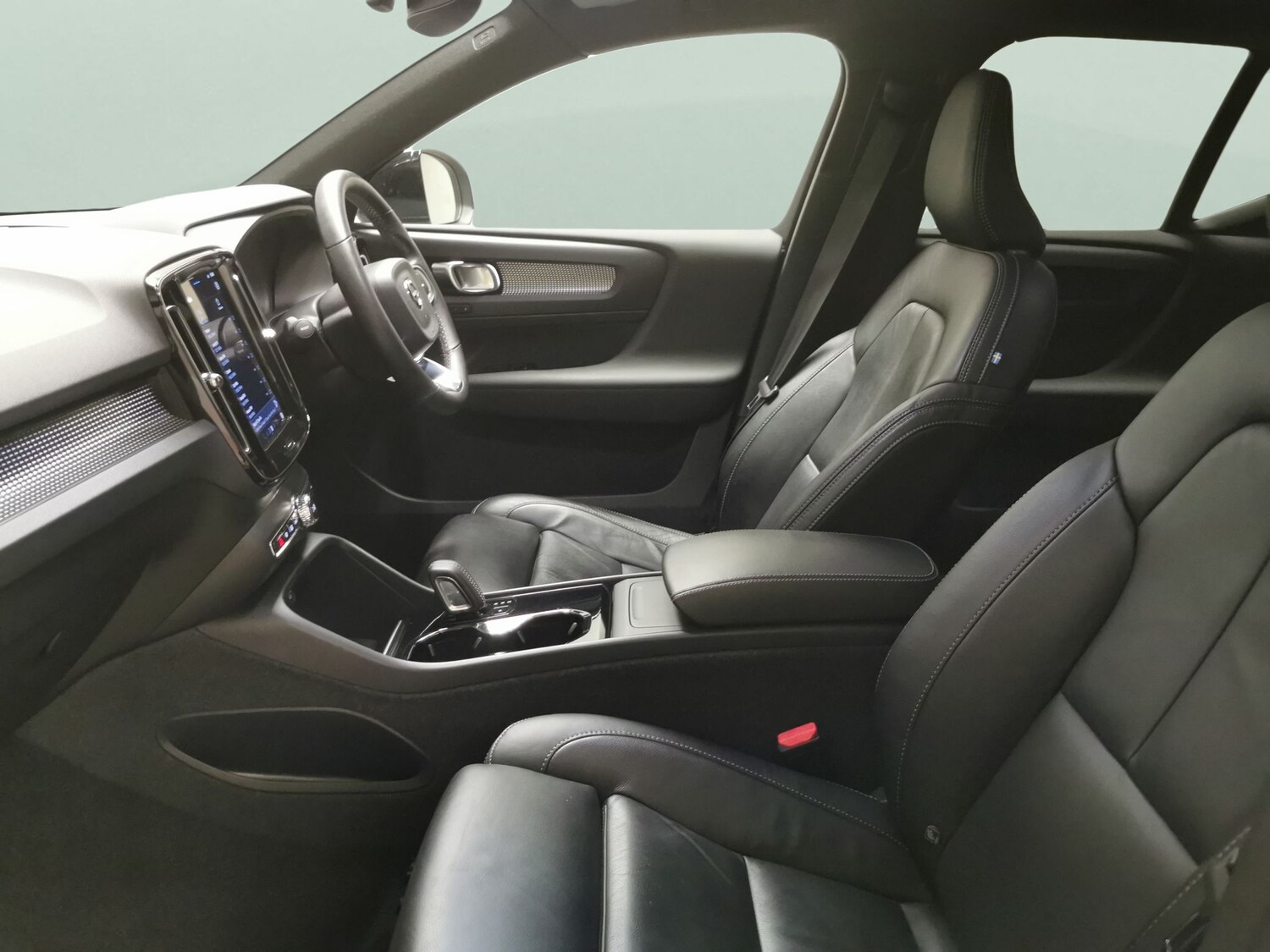 Used Volvo XC40 2021 for sale - 78009881: Photo 4