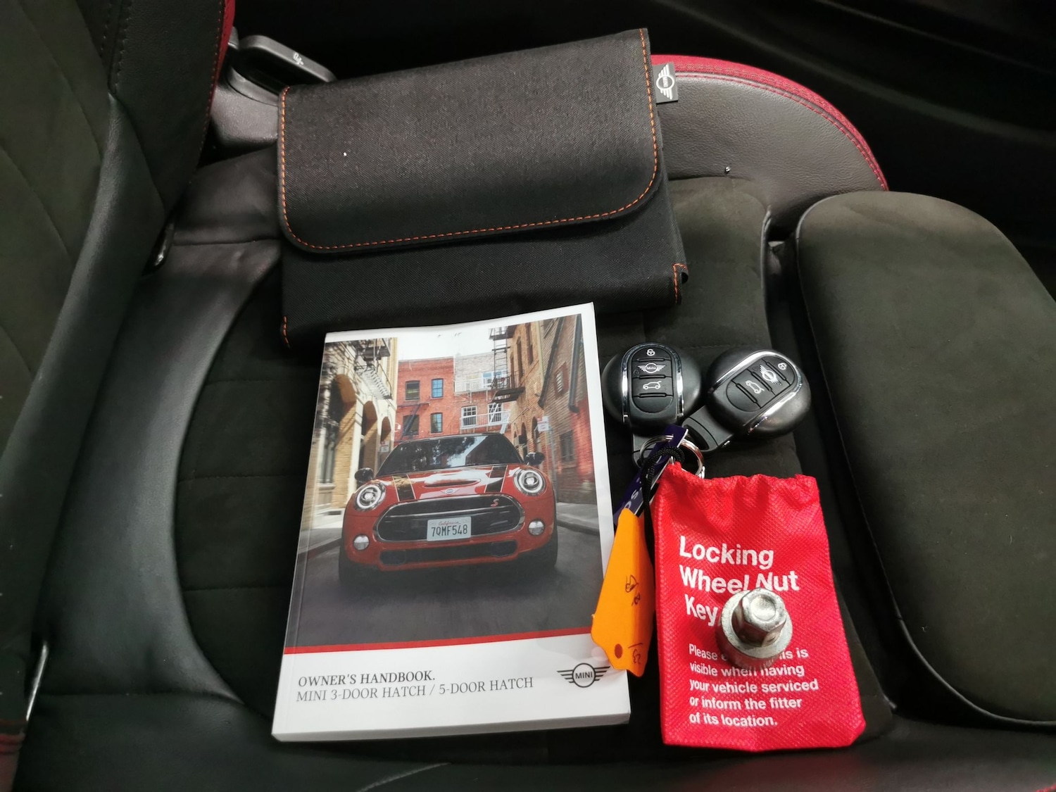 Used MINI Hatch 2018 for sale - 76796894: Photo 28