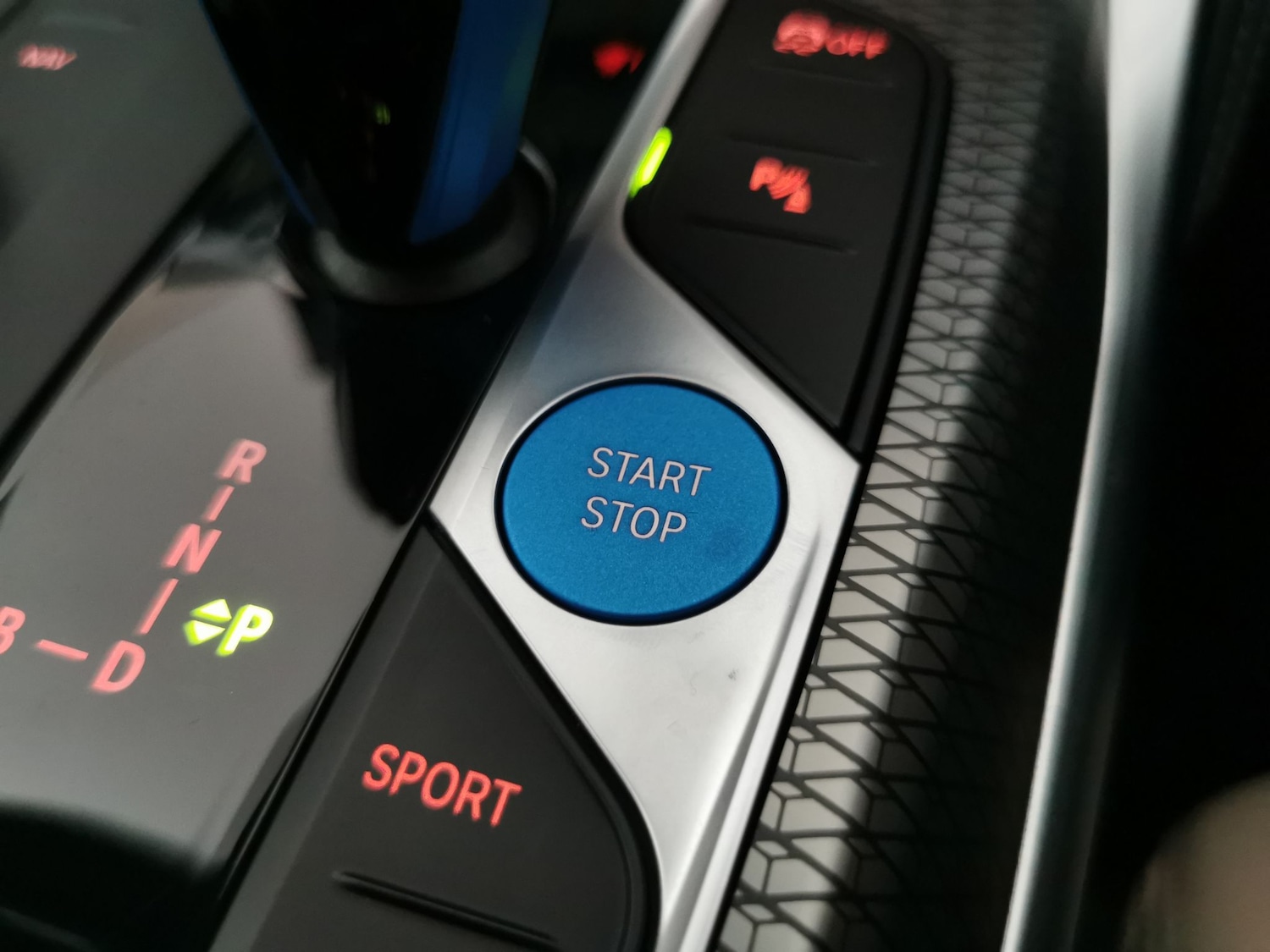 Used BMW i4 2022 for sale - 76367299: Photo 33