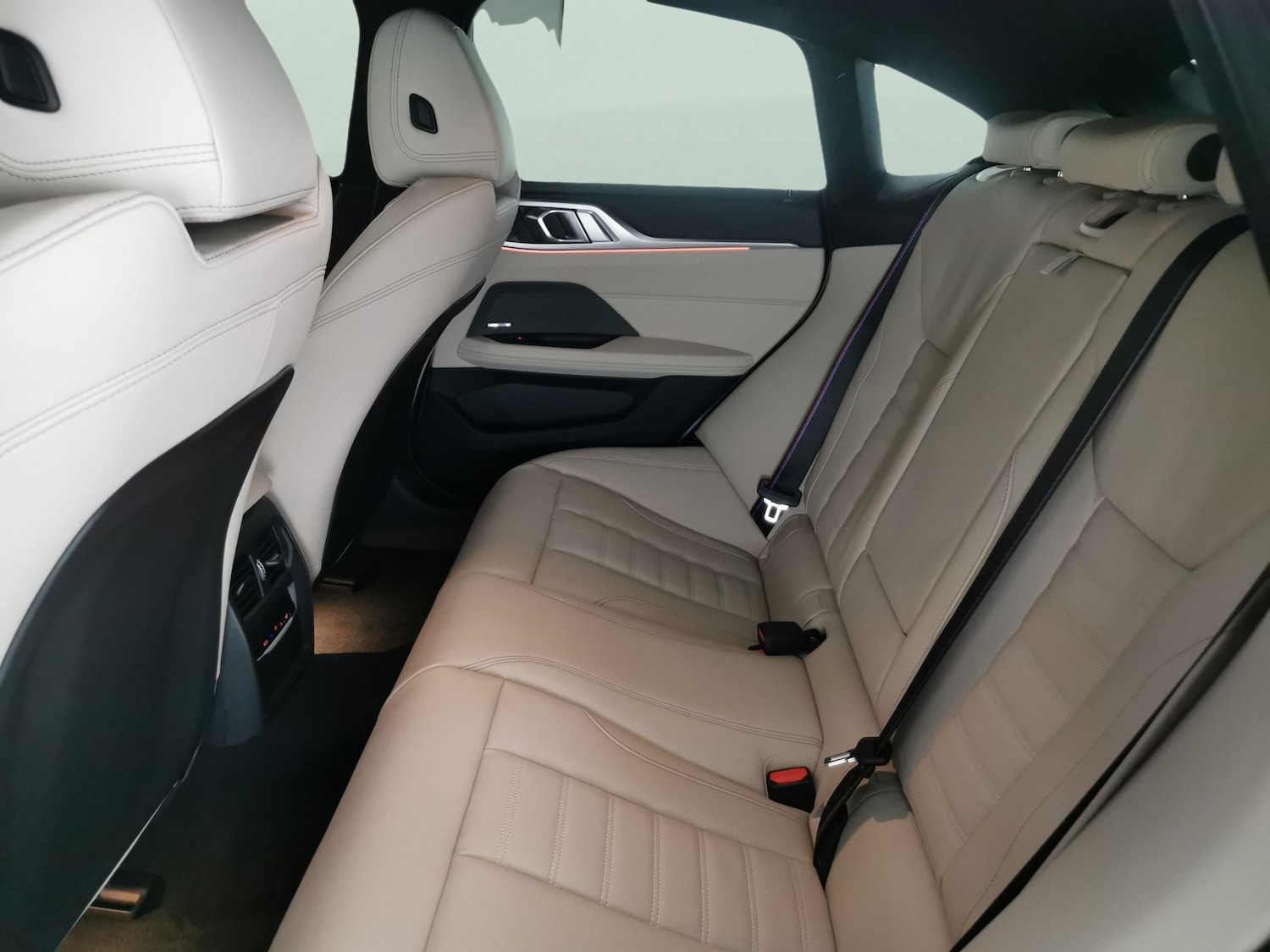 Used BMW i4 2022 for sale - 76367299: Photo 44