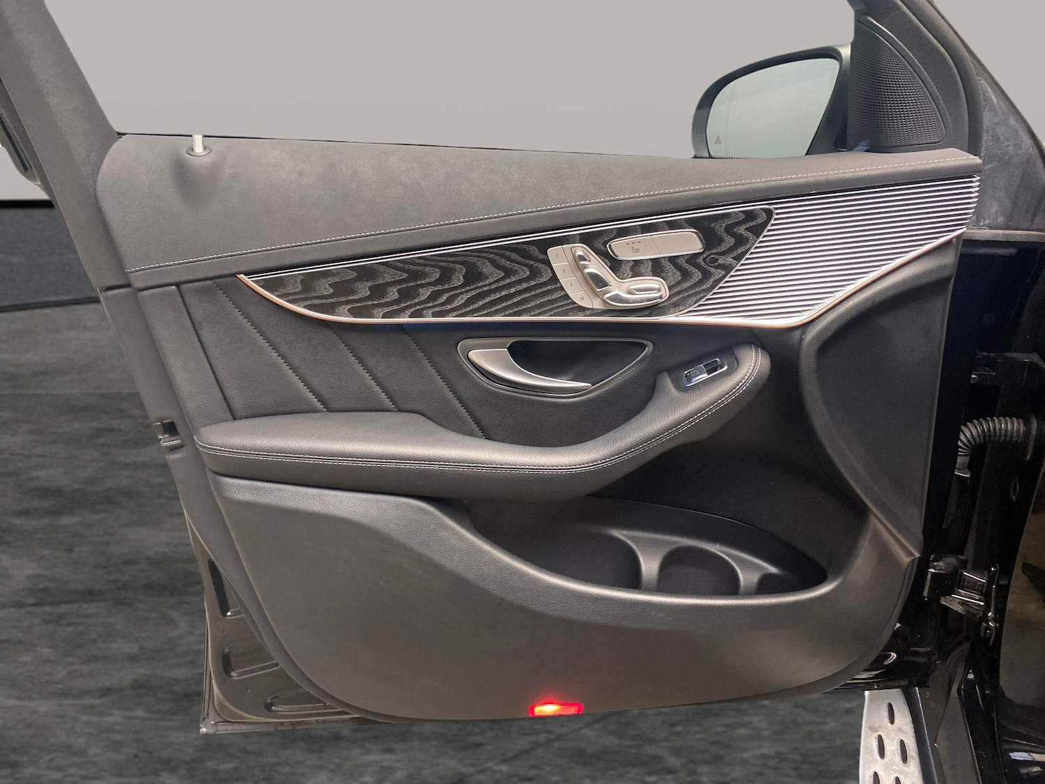 Used Mercedes-Benz EQC 2022 for sale - 78061729: Photo 27