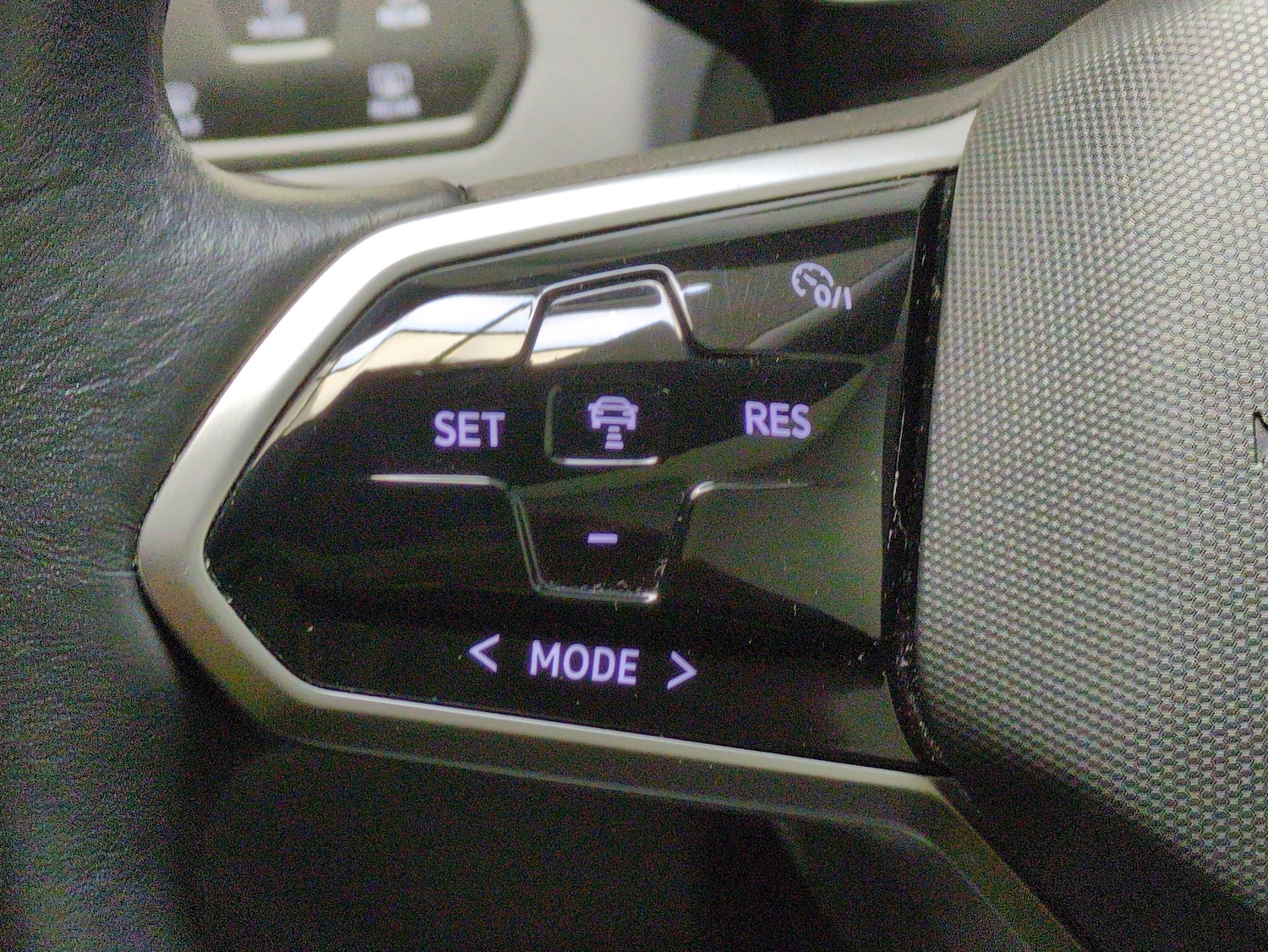 Used Volkswagen ID.3 2023 for sale - 77848461: Photo 19