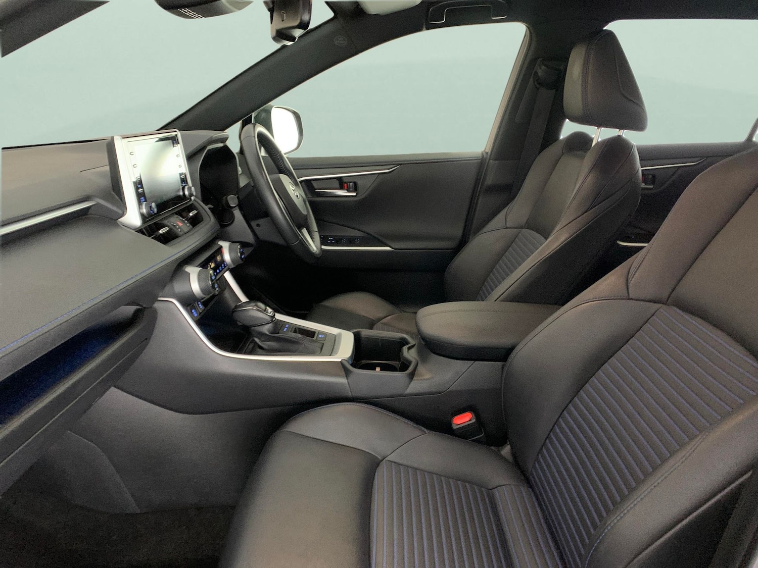 Used Toyota RAV4 for sale - 76638487: Photo 4