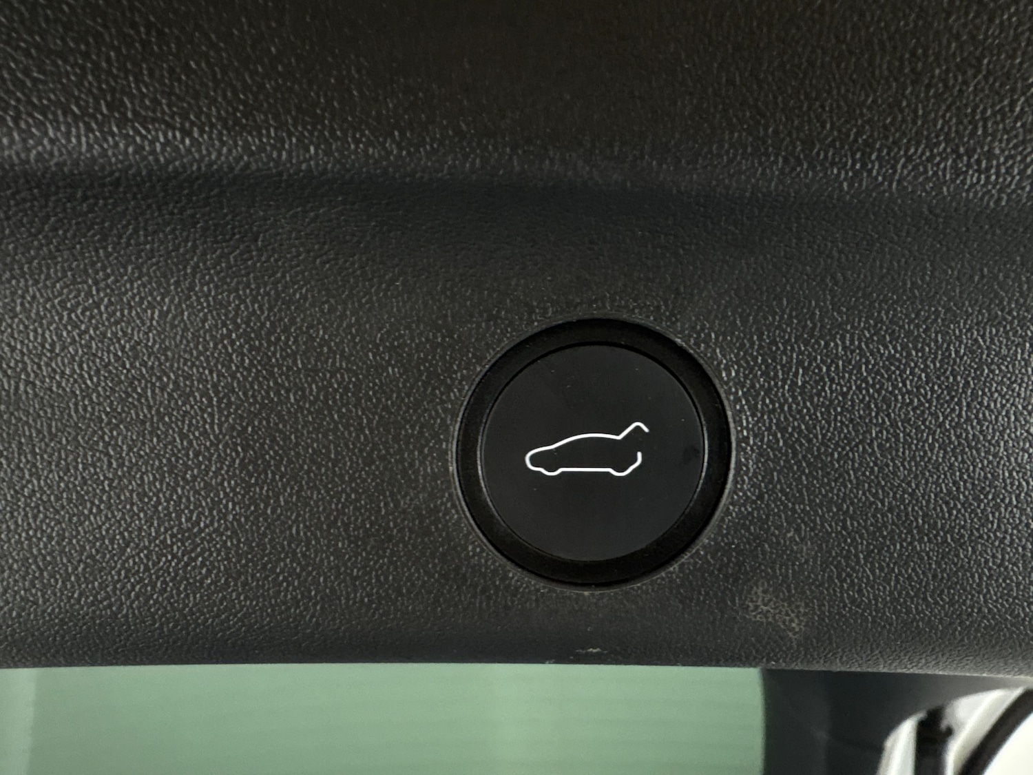 Used Tesla Model Y 2024 for sale - 77432355: Photo 30