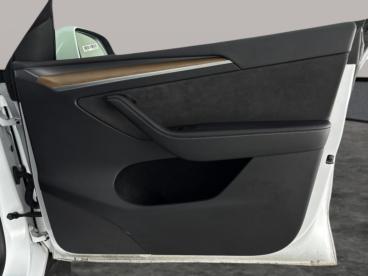 Used Tesla Model Y 2024 for sale - 77432355: Photo 36