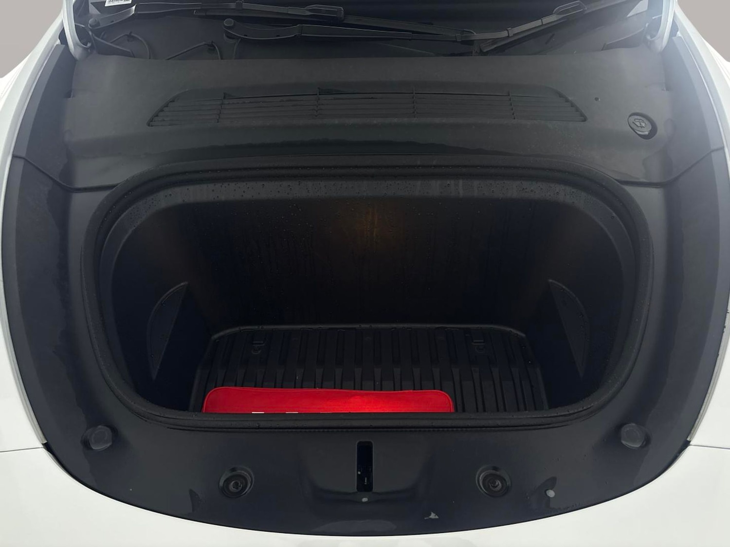 Used Tesla Model Y 2024 for sale - 77432355: Photo 42