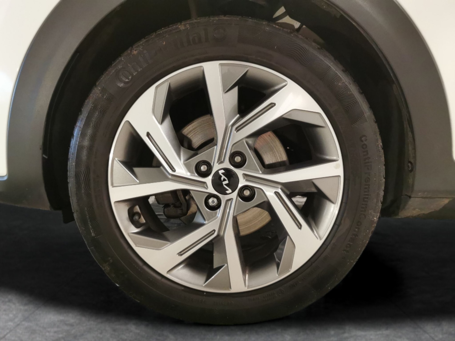 Used Kia Stonic 2023 for sale - 77951071: Photo 22