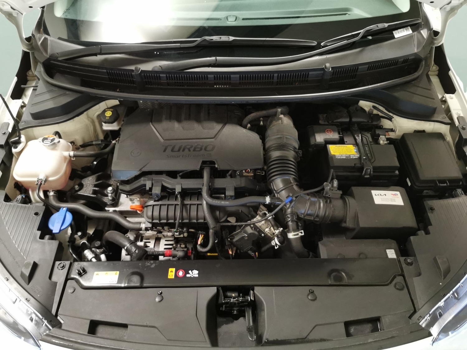 Used Kia Stonic 2023 for sale - 77951071: Photo 31