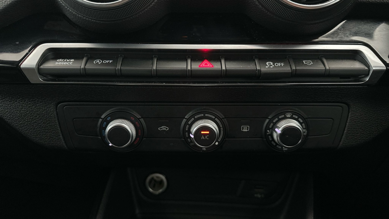 Used Audi Q2 2020 for sale - 77316251: Photo 23