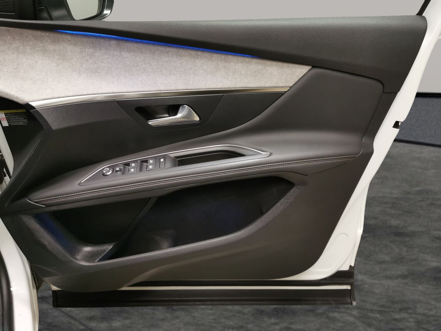 Used Peugeot 3008 2023 for sale - 78051840: Photo 33