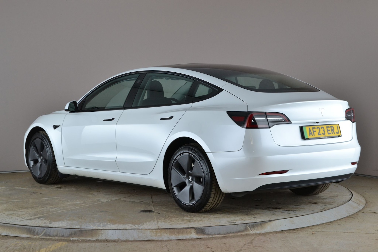 Used Tesla Model 3 2023 for sale - 78212319: Photo 14