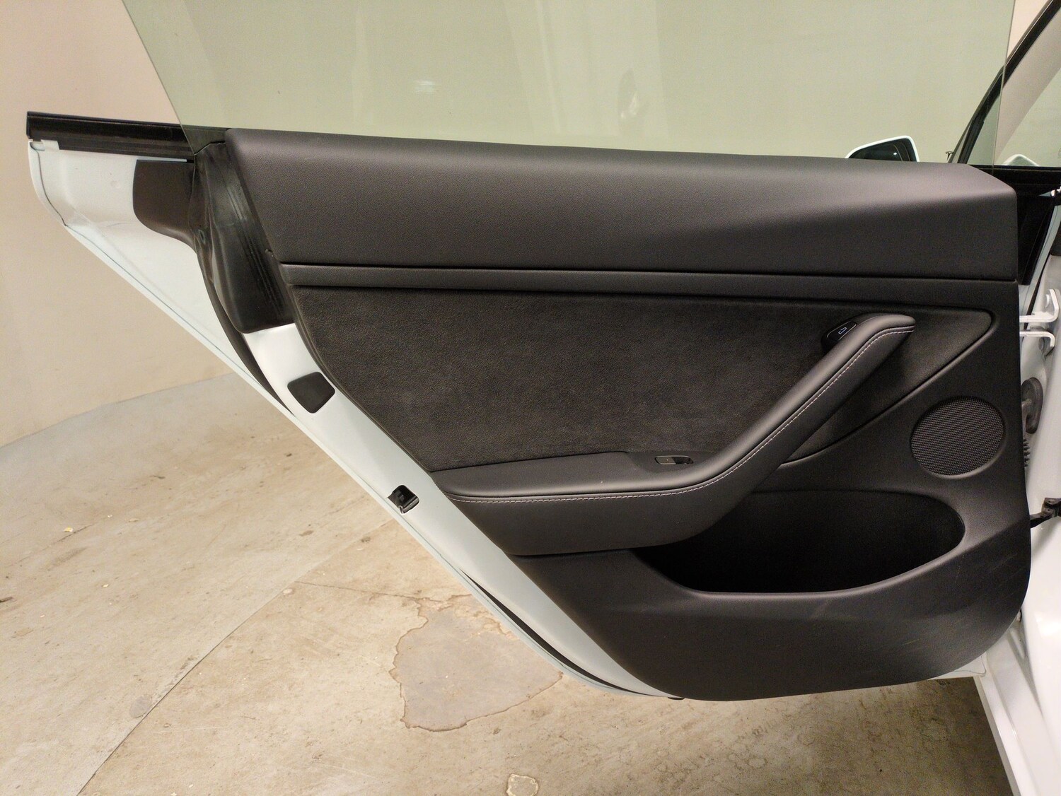 Used Tesla Model 3 2023 for sale - 78212319: Photo 30