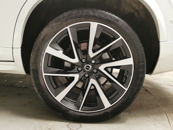 Used Volvo XC90 2023 for sale - 77219196: Photo