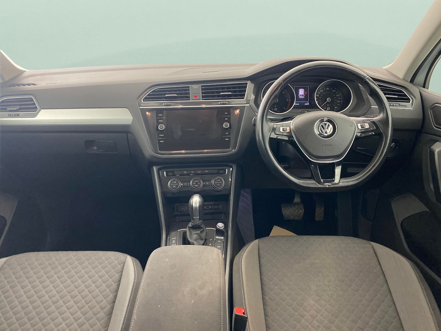 Used Volkswagen Tiguan 2019 for sale - 77350833: Photo 4