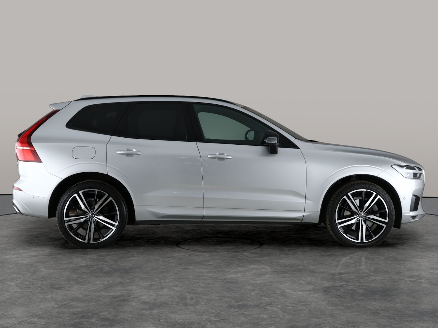 Used Volvo XC60 2019 for sale - 76967227: Photo 10