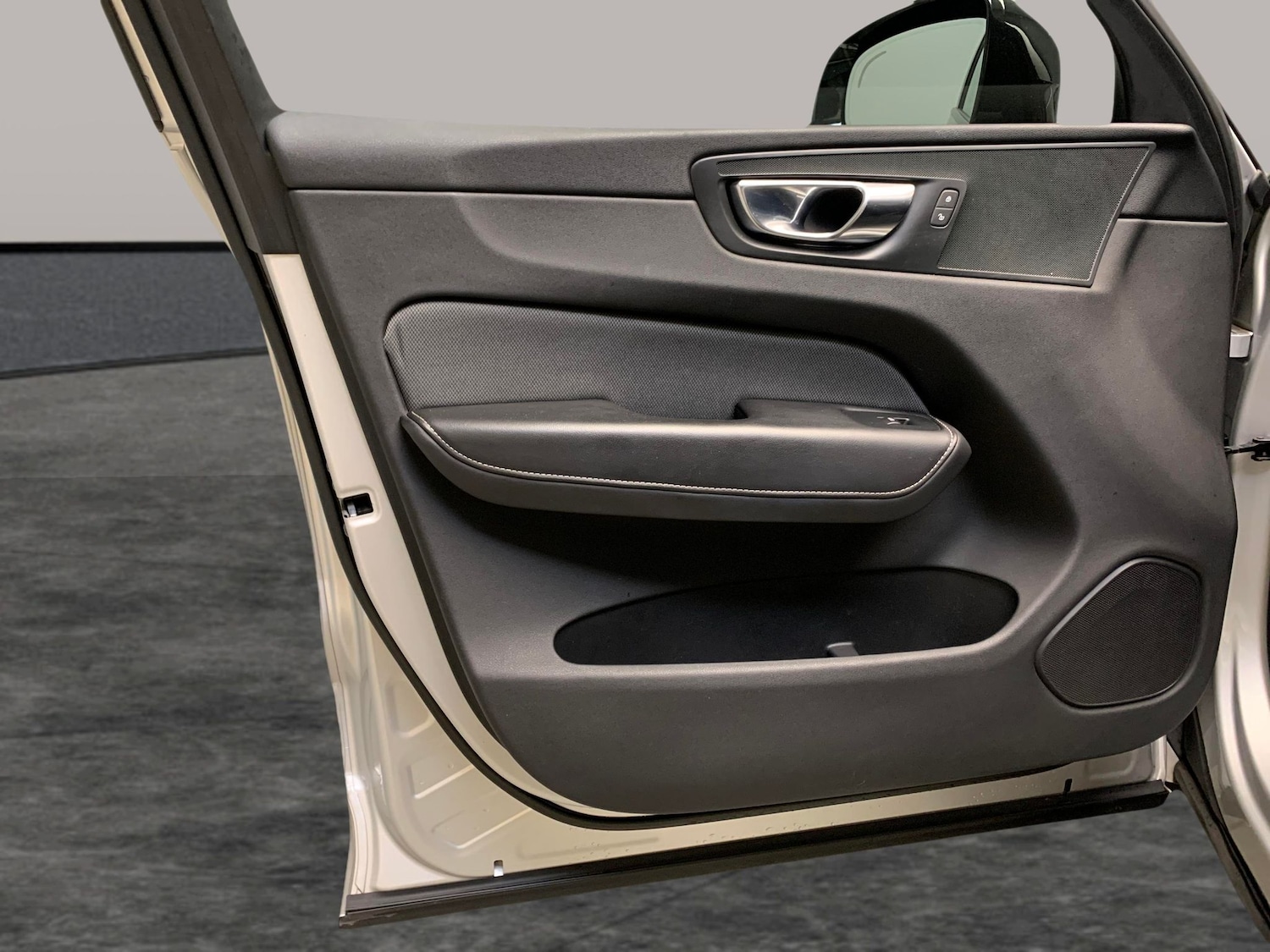 Used Volvo XC60 2019 for sale - 76967227: Photo 30