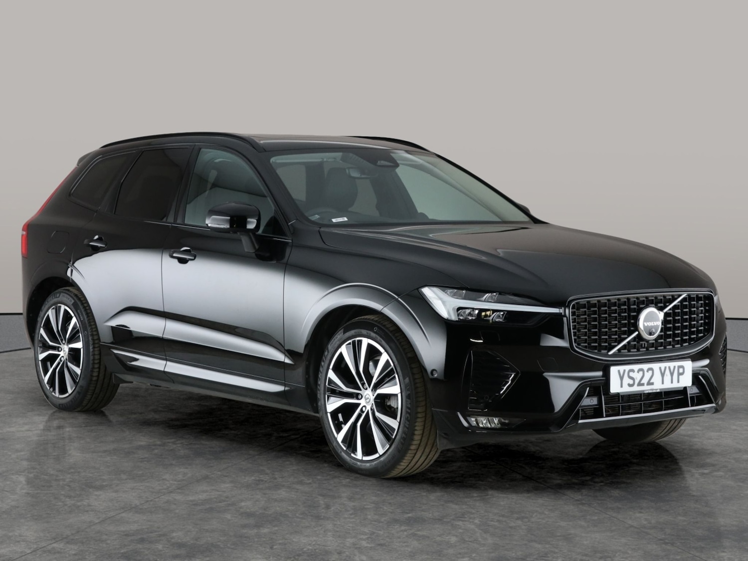 Used Volvo XC60 2022 for sale - 76531878: Photo 10