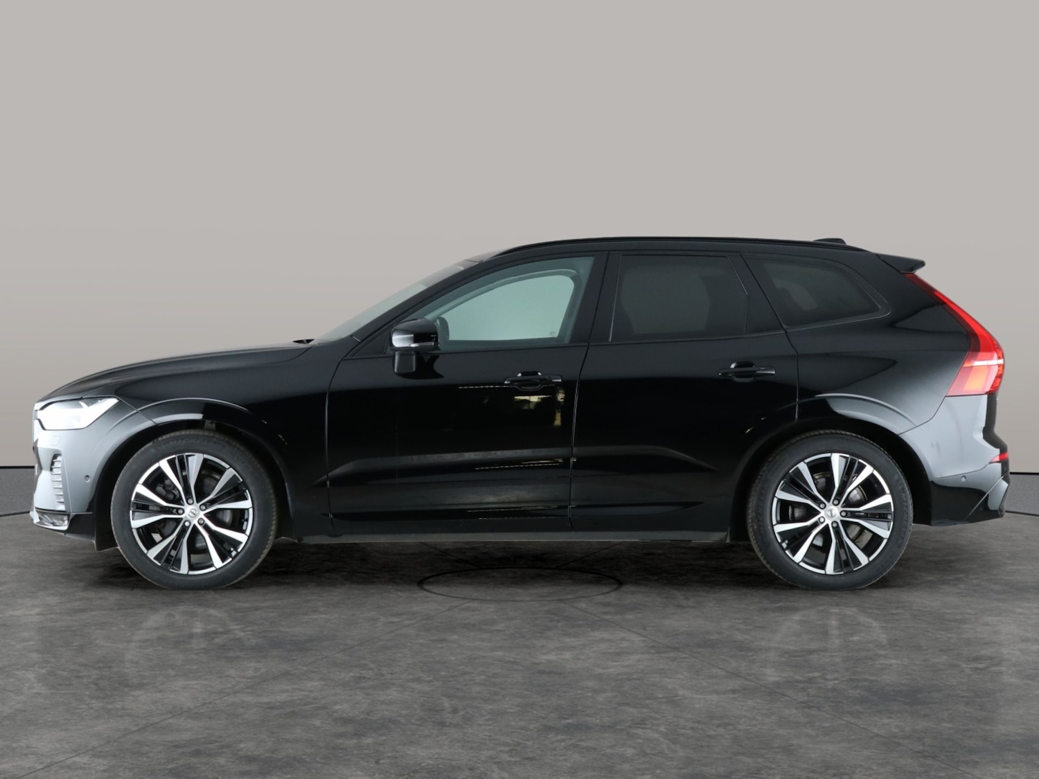 Used Volvo XC60 2022 for sale - 76531878: Photo 15