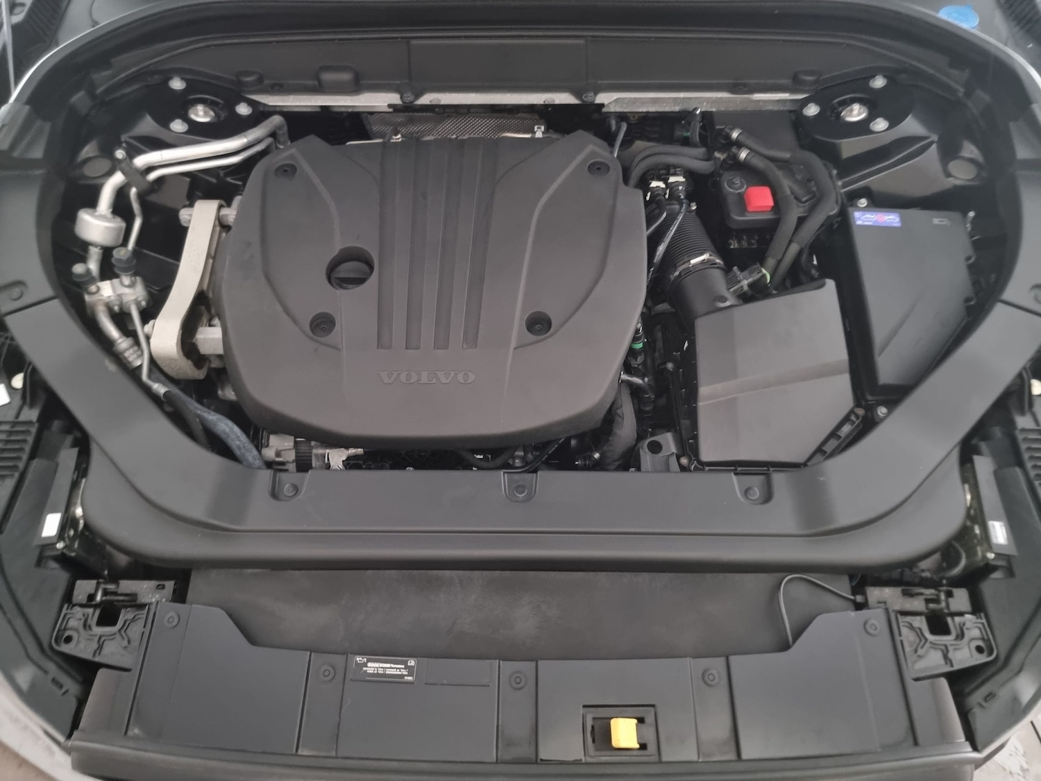 Used Volvo XC60 2022 for sale - 76531878: Photo 35