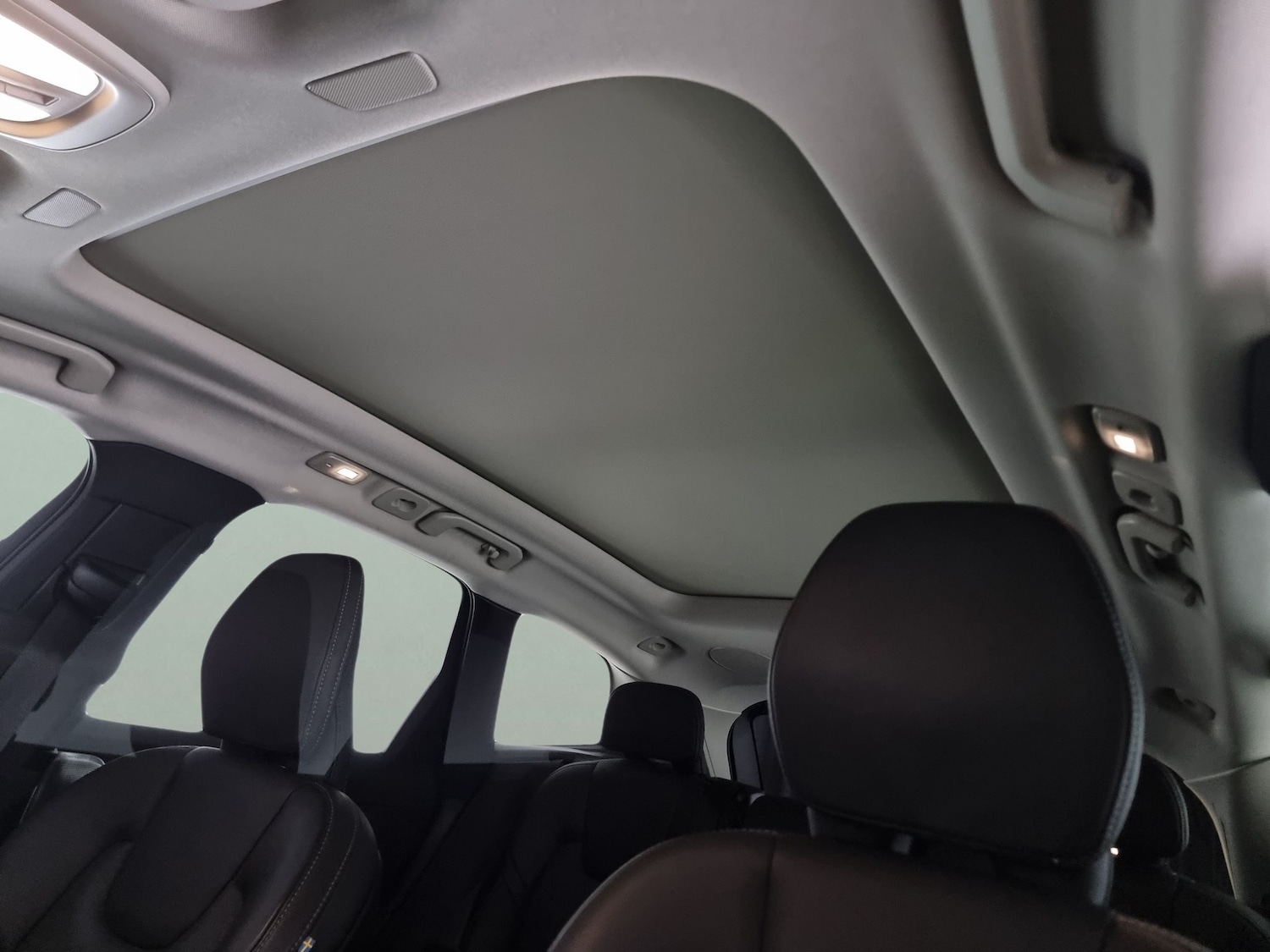 Used Volvo XC60 2022 for sale - 76531878: Photo 5