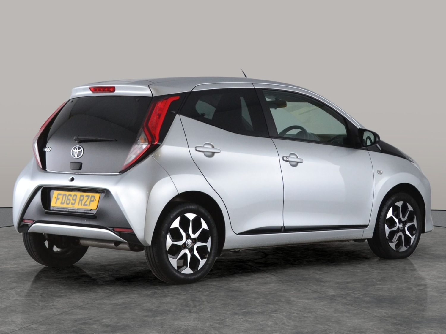 Used Toyota AYGO 2019 for sale - 77778912: Photo 10