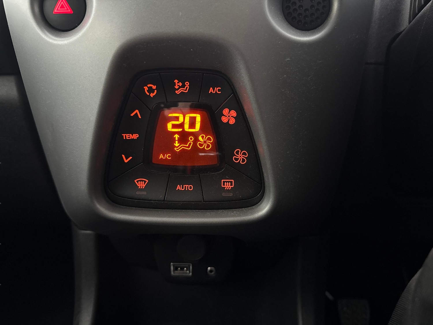 Used Toyota AYGO 2019 for sale - 77778912: Photo 18