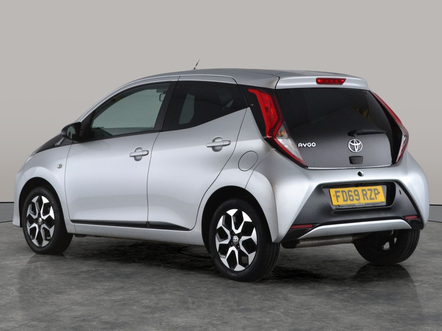 Used Toyota AYGO 2019 for sale - 77778912: Photo 8