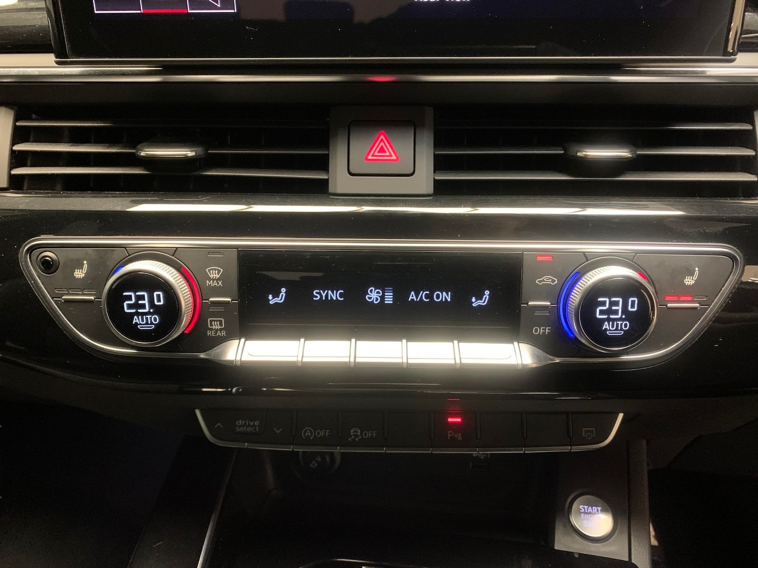 Used Audi A4 Avant 2023 for sale - 76773868: Photo 19