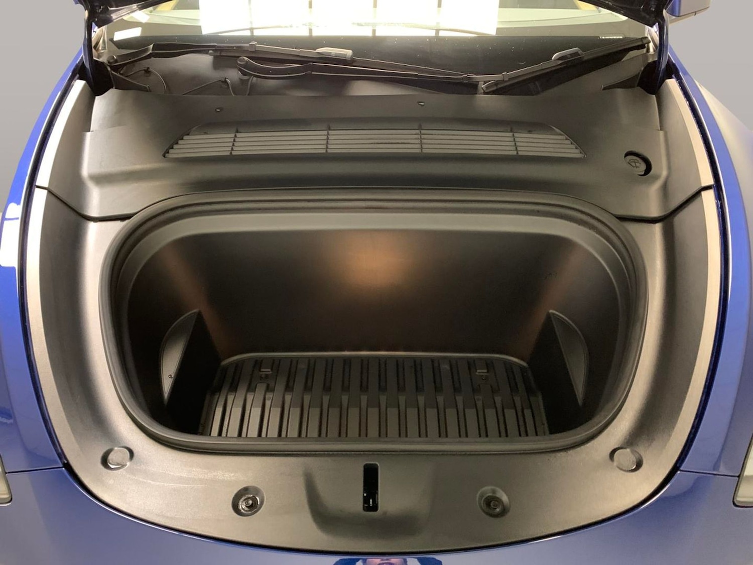 Used Tesla Model Y 2023 for sale - 76717788: Photo 32