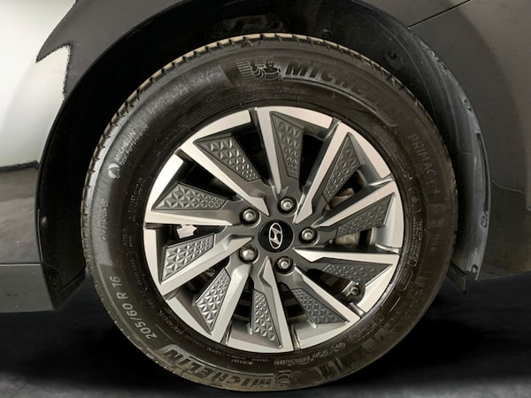 Used Hyundai IONIQ 2022 for sale - 76322800: Photo 32