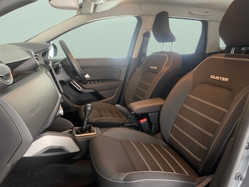 Used Dacia Duster 2023 for sale - 79194649: Photo