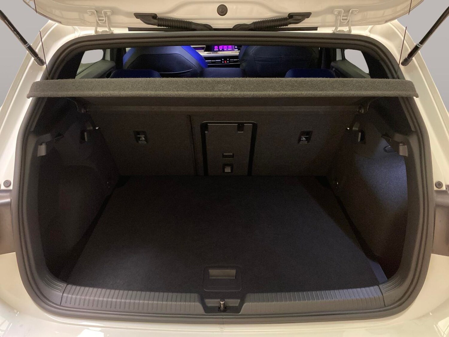 Used Volkswagen Golf 2024 for sale - 78159658: Photo 32