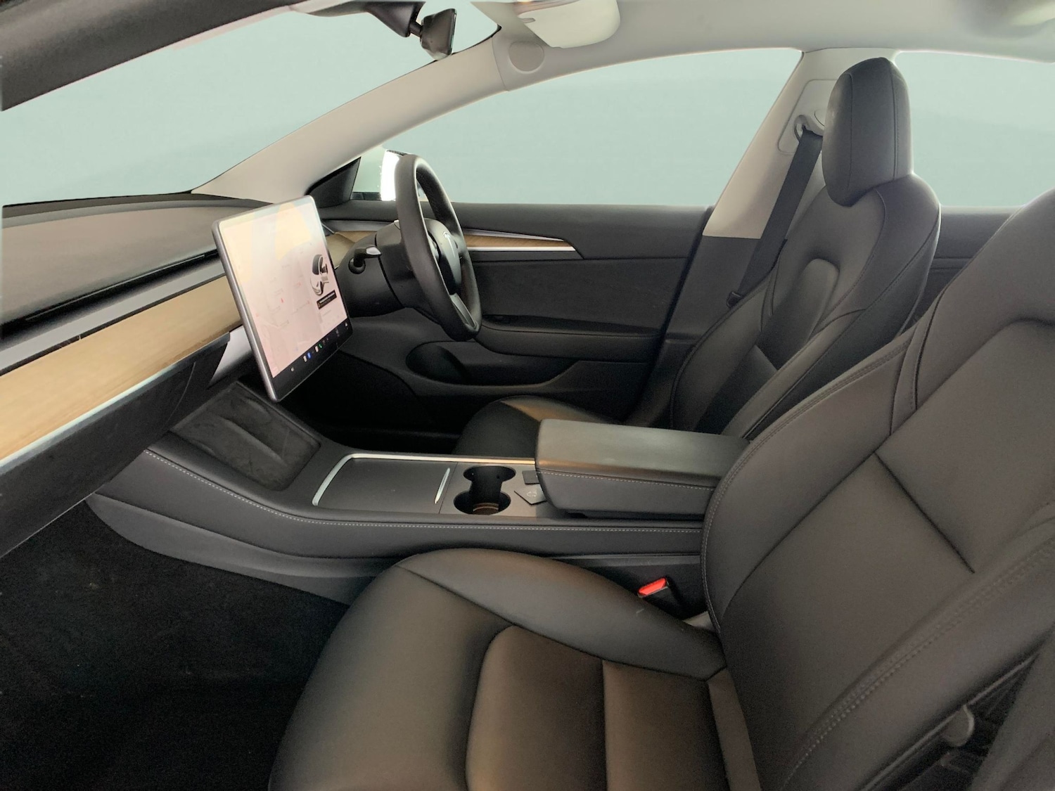 Used Tesla Model 3 2021 for sale - 76905837: Photo 4