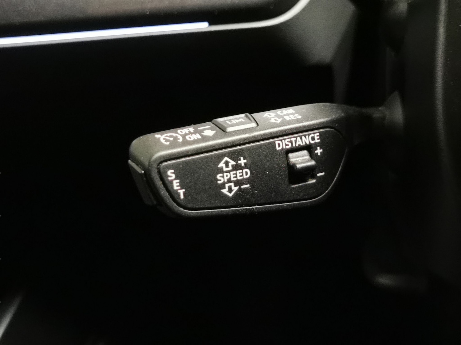 Used Audi Q4 e-tron 2023 for sale - 77946757: Photo 18