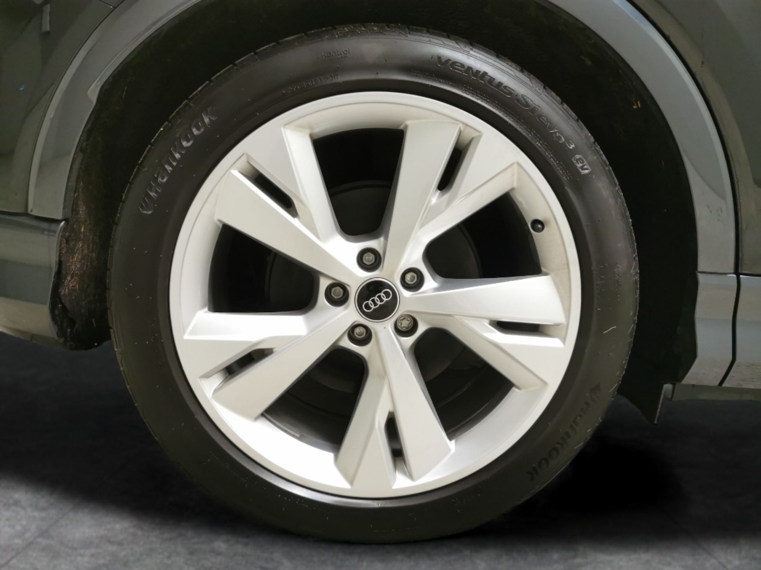 Used Audi Q4 e-tron 2023 for sale - 77946757: Photo 23