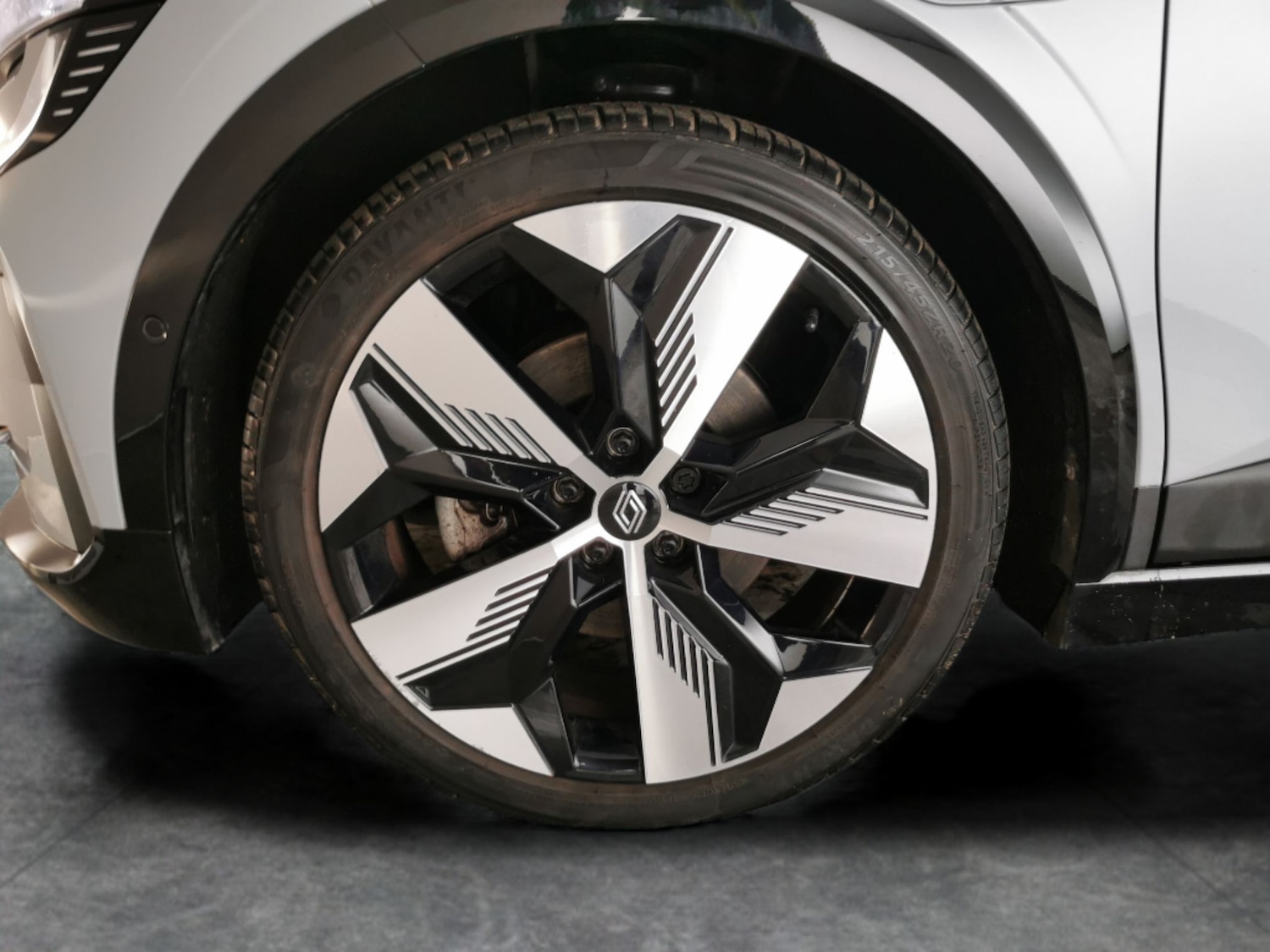 Used Renault Megane E Tech 2022 for sale - 77235792: Photo 27