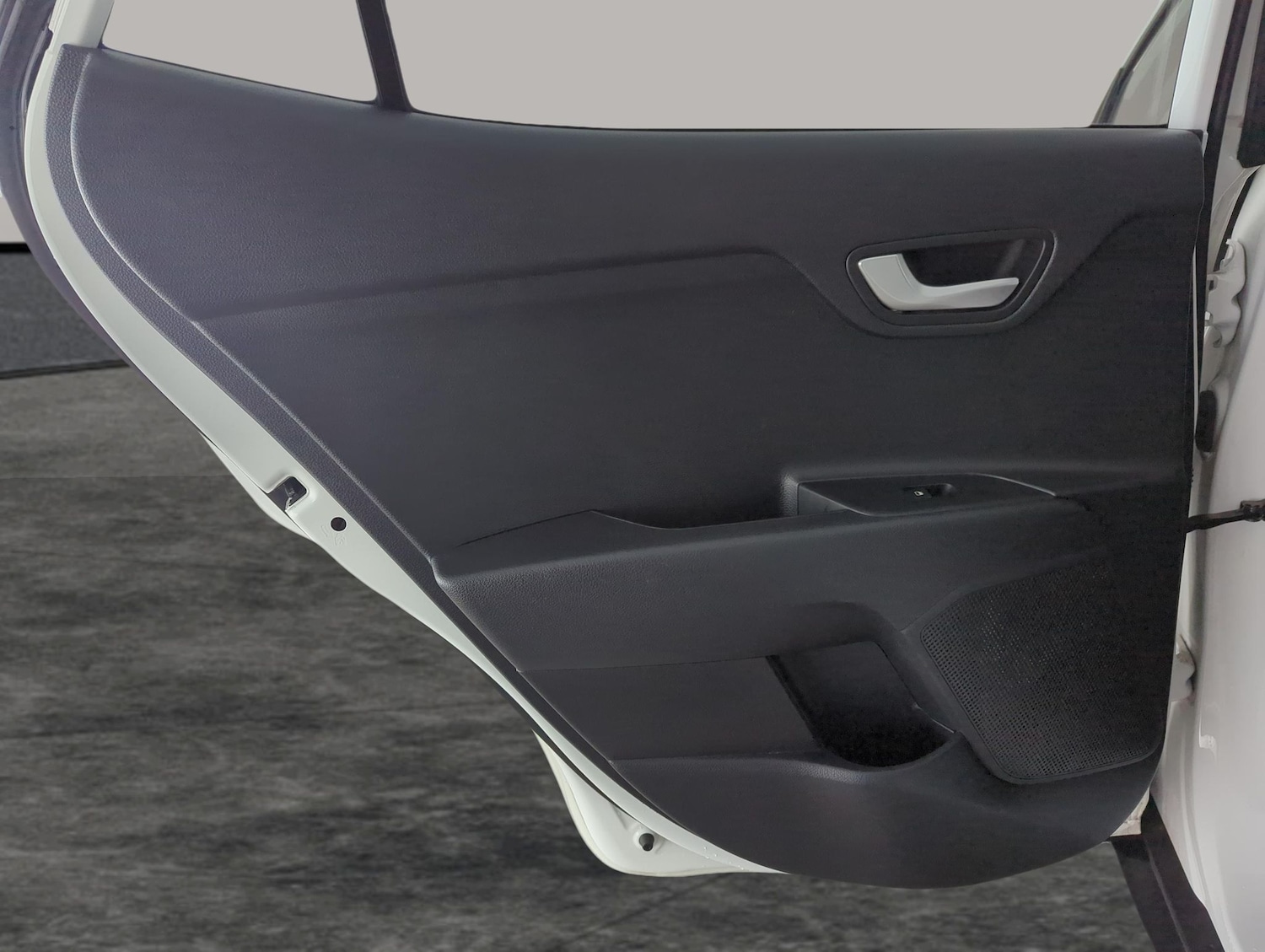 Used Kia Stonic for sale - 77364965: Photo 28