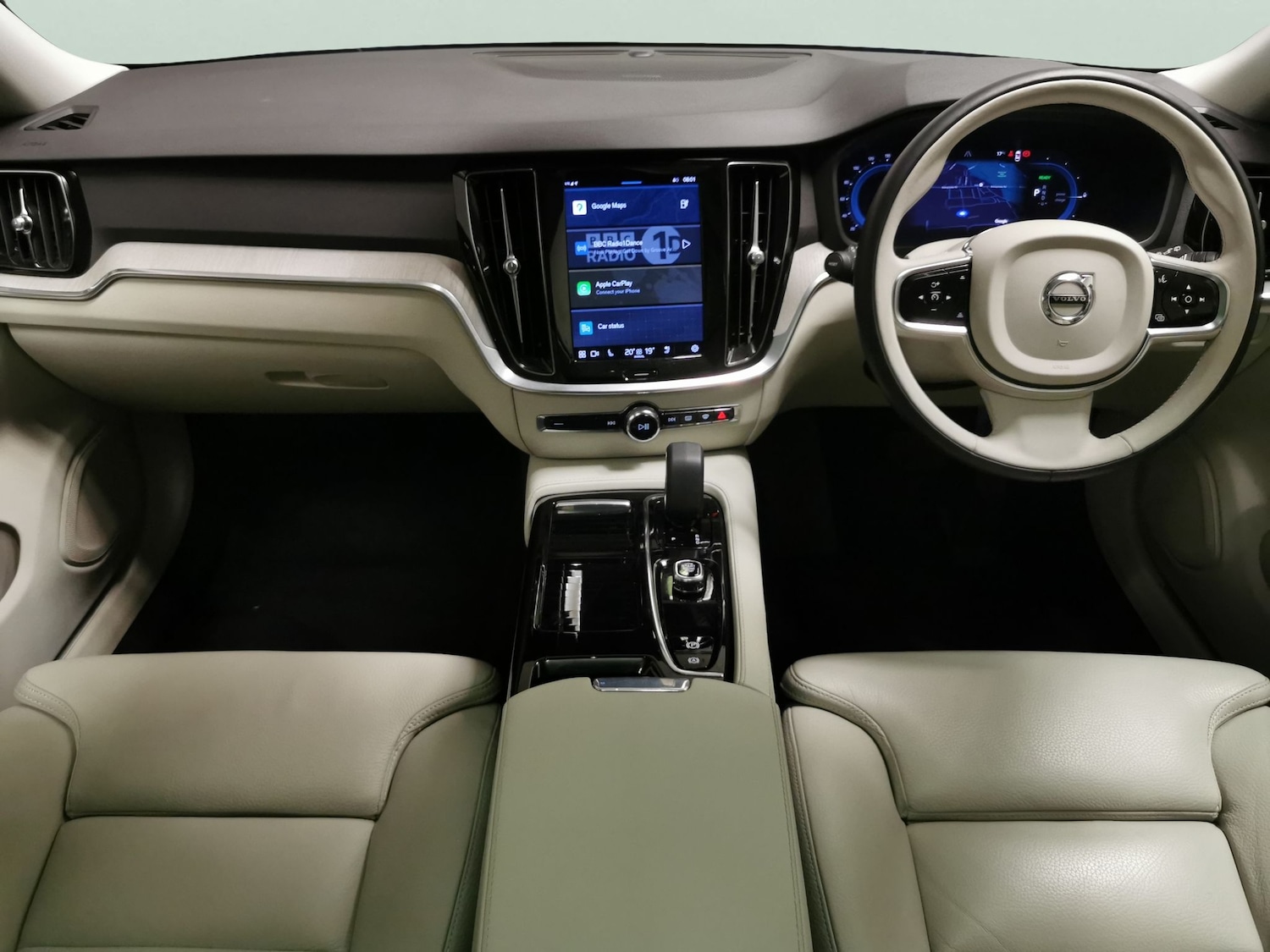 Used Volvo V60 2023 for sale - 76459433: Photo 11