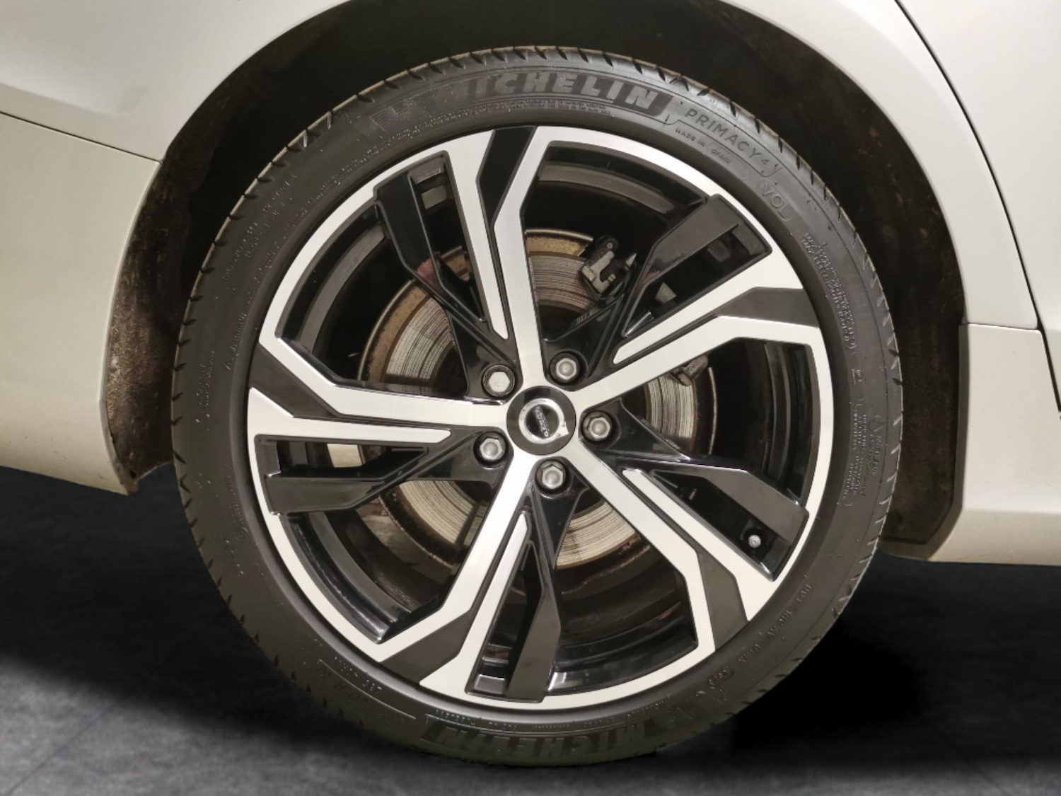 Used Volvo V60 2023 for sale - 76459433: Photo 31