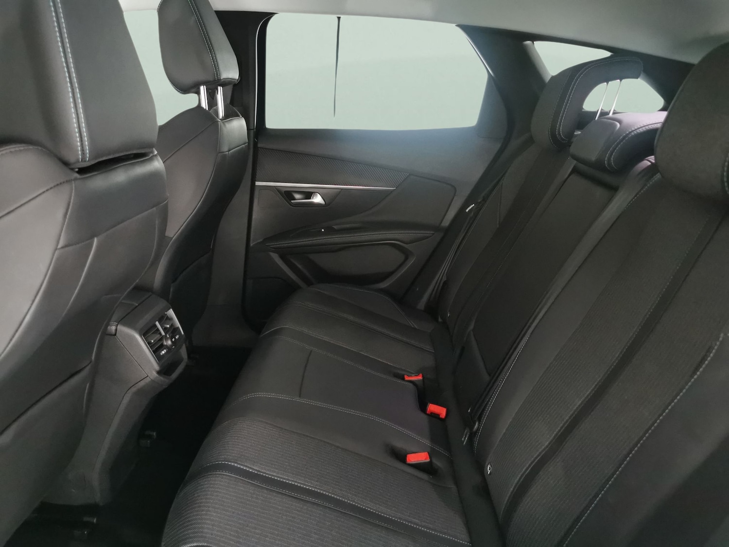 Used Peugeot 3008 2022 for sale - 76342328: Photo 37