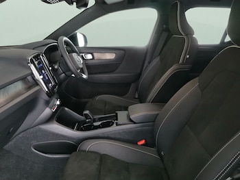 Used Volvo XC40 2023 for sale - 79164044: Photo