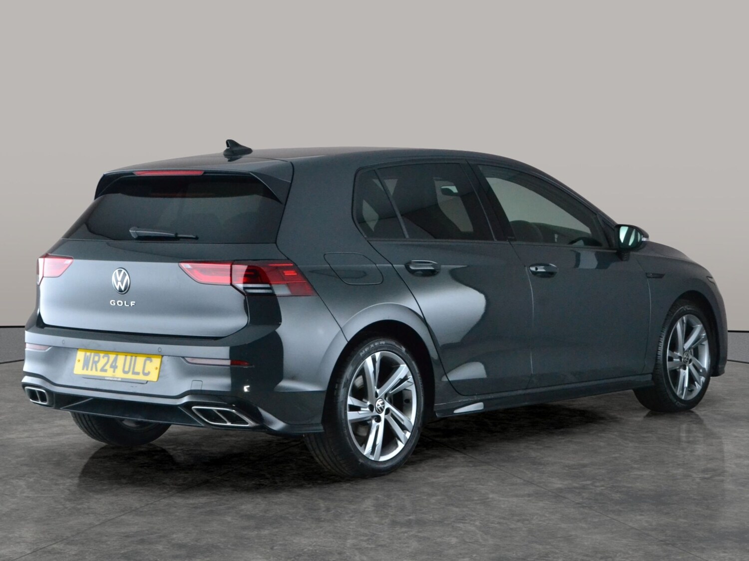 Used Volkswagen Golf 2024 for sale - 77829788: Photo 9