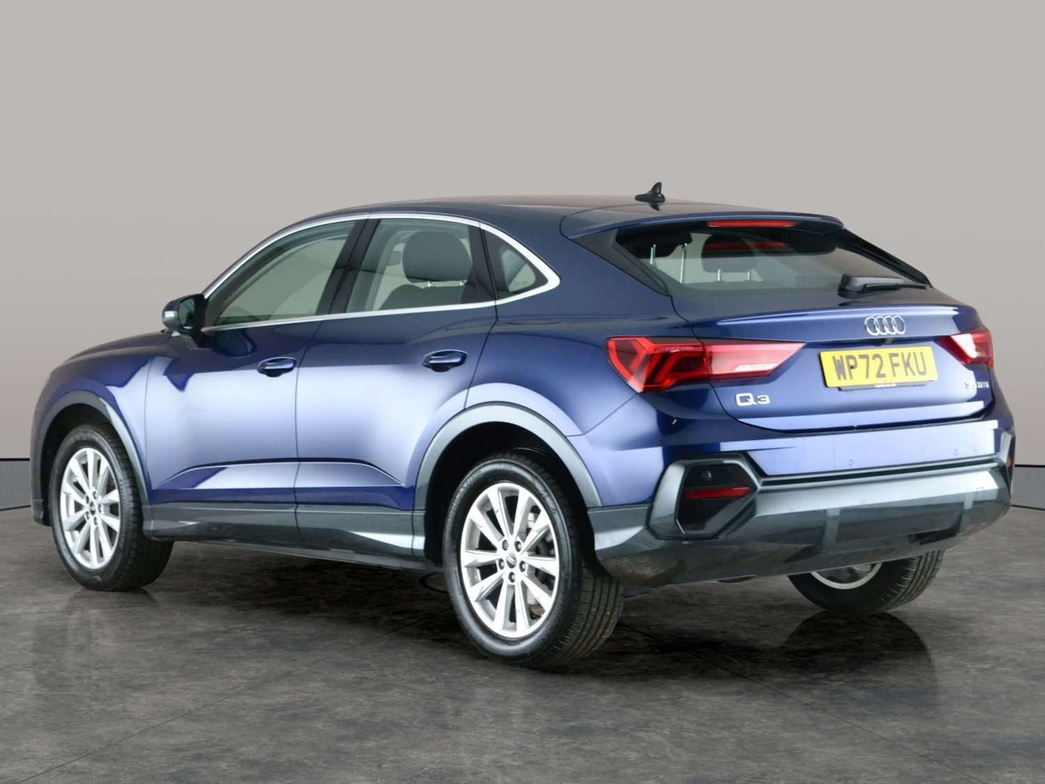 Used Audi Q3 2023 for sale - 77675989: Photo 12