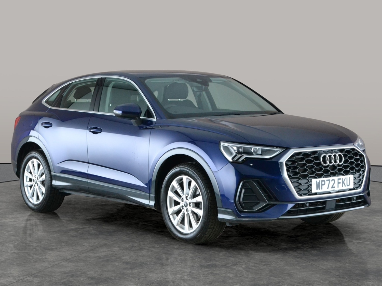 Used Audi Q3 2023 for sale - 77675989: Photo 8