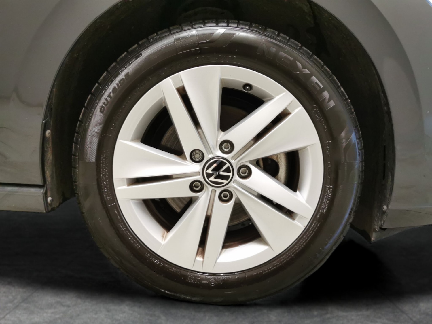 Used Volkswagen Golf 2023 for sale - 76519618: Photo 23